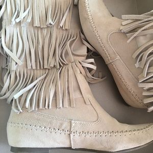 Lauren Conrad Fringed boots